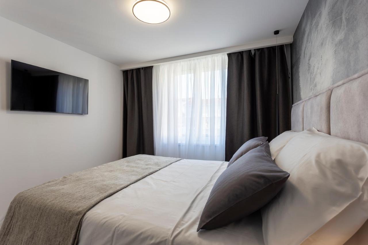 Apartman Izis Centar Pule Pula Zewnętrze zdjęcie