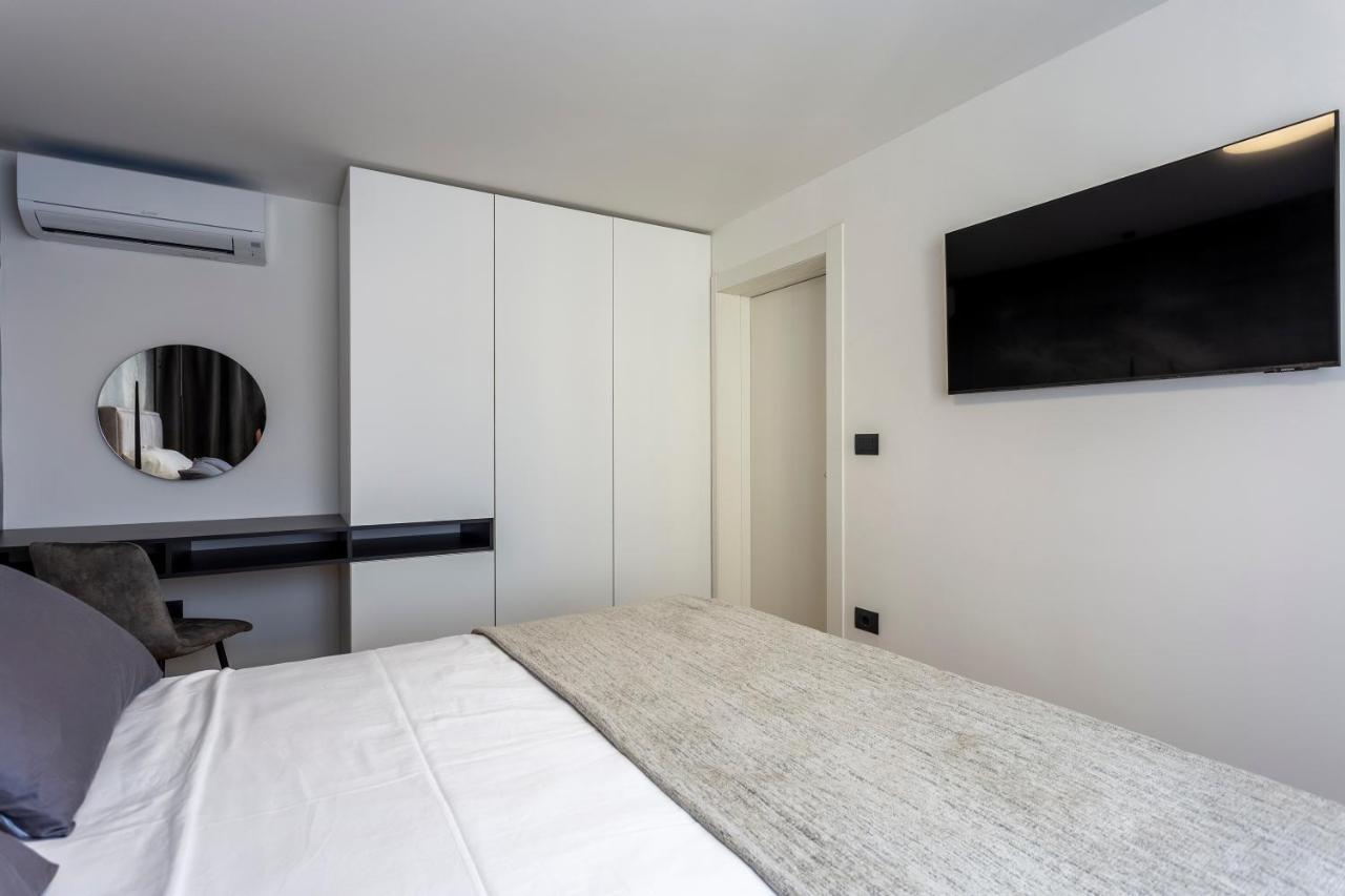 Apartman Izis Centar Pule Pula Zewnętrze zdjęcie